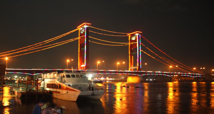 jembatan ampera palembang foto